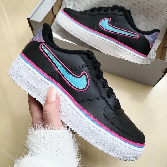 Nike Air Force 1 - Picture 4 of 7